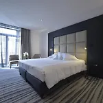 Monarc Otel 4*