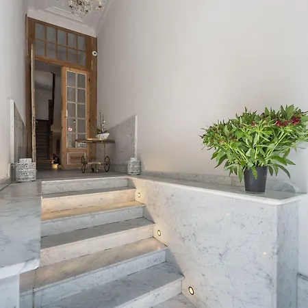 Monarc אוסטנדה