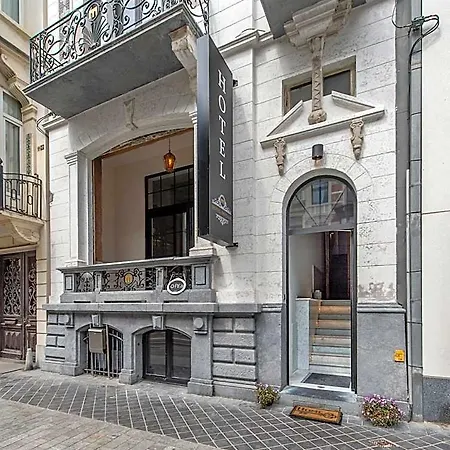 Monarc Hotel 4*
