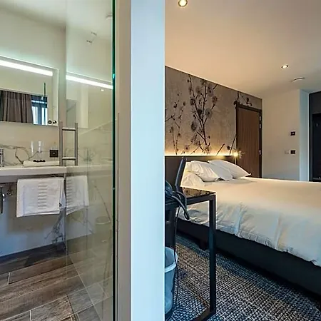 Monarc 4* Ostende