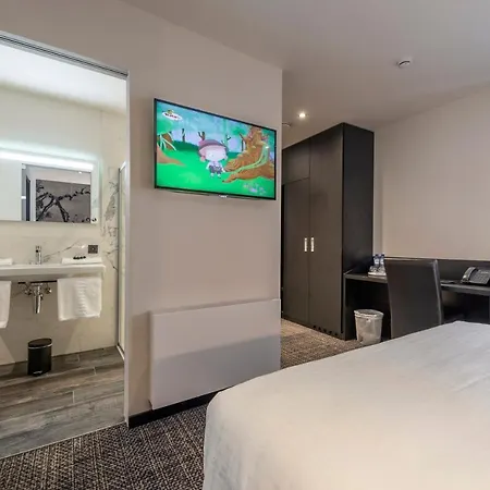 Monarc 4* Остенде