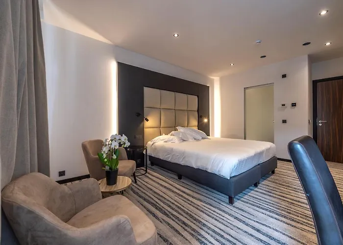 Monarc 4* 奥斯滕德