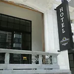 Monarc Hotel