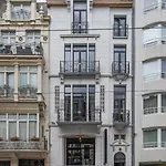 Monarc Hotel